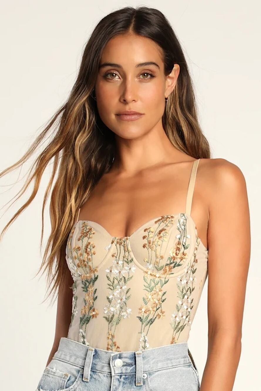NWT Lulus Essence of Elegance Beige Embroidered Floral Bustier Bodysuit M